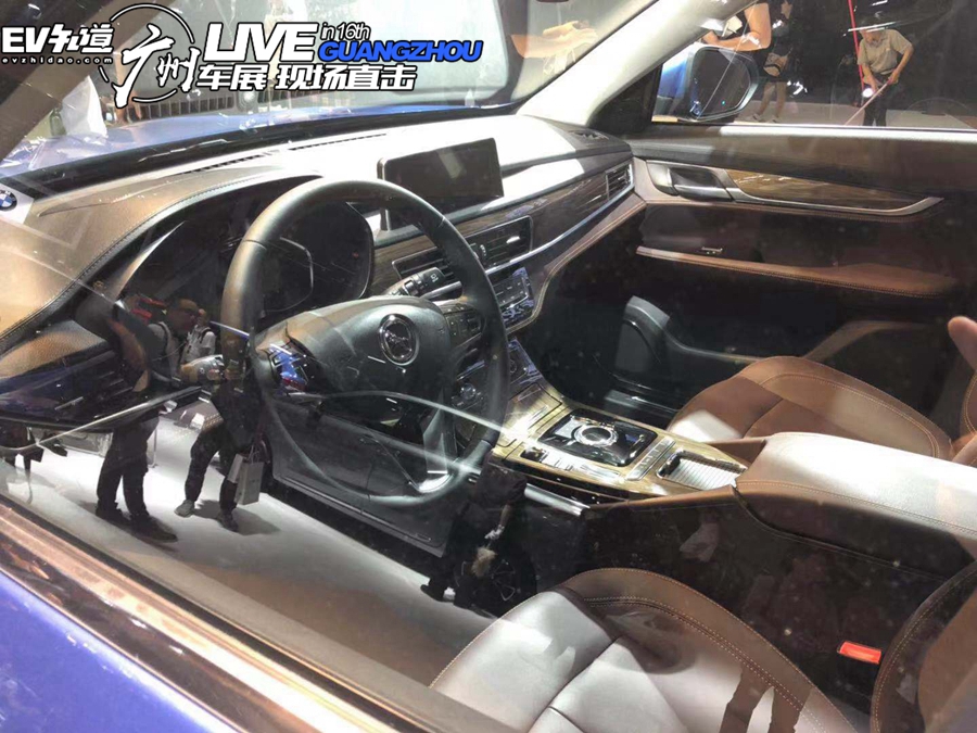 2018广州车展：汉腾X5 EV正式上市 售10.98万起