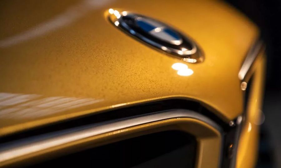 宝马发布i3/i8 Starlight车型 采用金黑渐变涂装