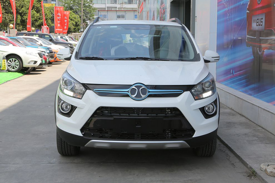 北汽EX360北京地区现车有售 价格稳定
