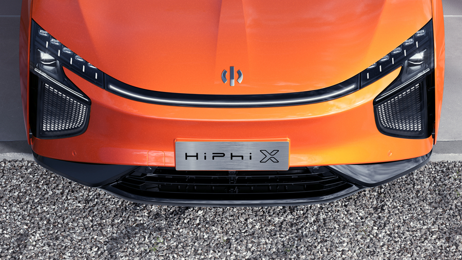 实现以场景定义设计 高合HiPhi X 搭载可进化自定义数字灯光系统
