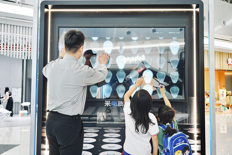 特斯拉“健身馆”北京秀 互动形式体验五星安全