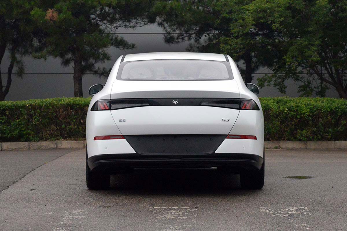 续航650KM/或年内发布 极狐S3申报图公布
