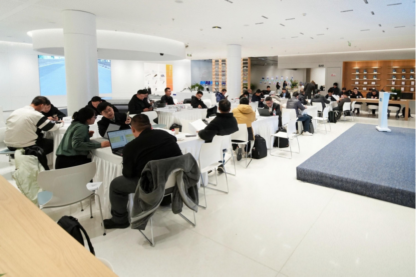 京西智行引领磁流变减震器标准制定 加速智能汽车悬架产业发展 京西智行引领磁流变减震器标准制定 加速智能汽车悬架产业发展