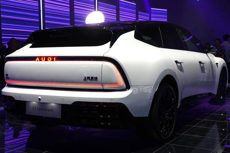奥迪 E5 Sportback上市23.59万起 并享万元保险现金权益
