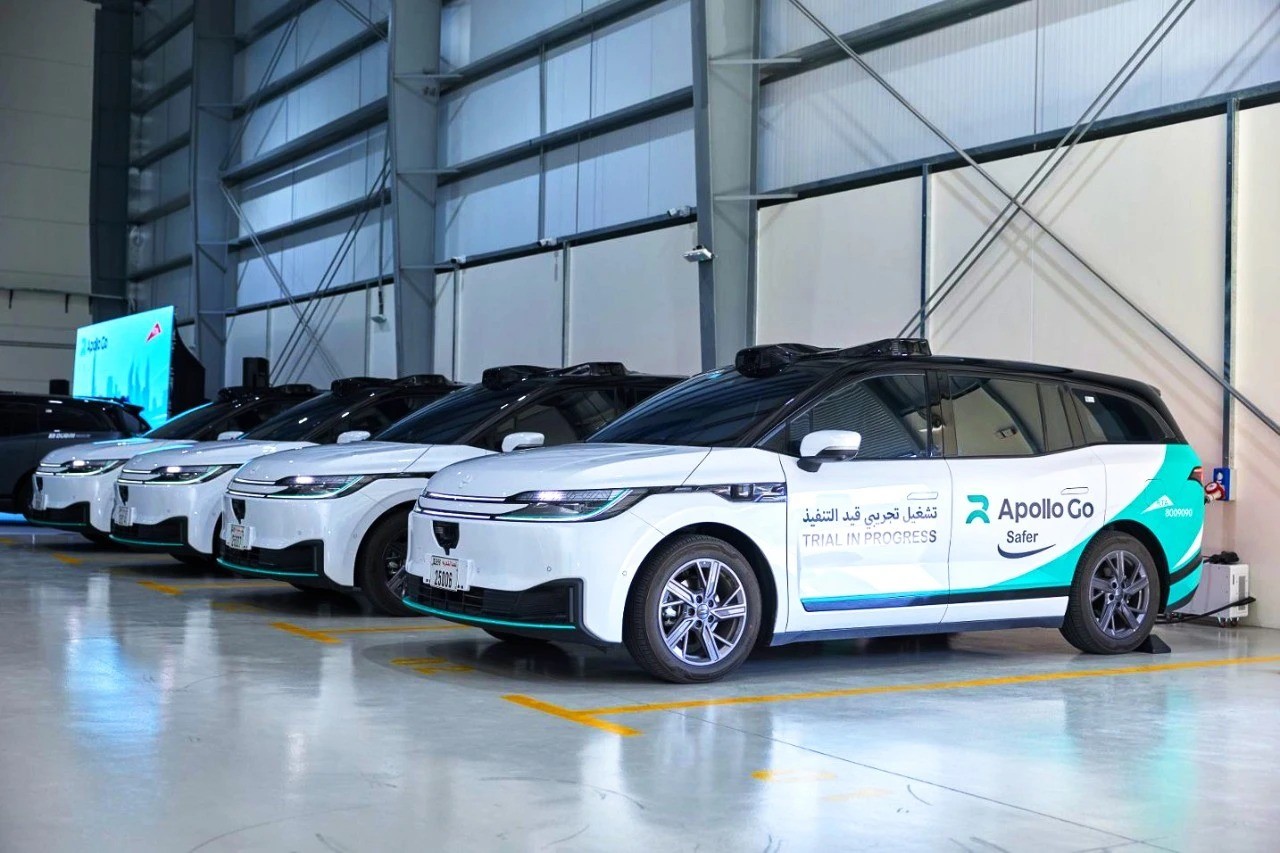 萝卜快跑获迪拜首个全无人测试许可