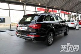 奥迪-奥迪Q7(进口)-3.0 TFSI 技术型(200kW)