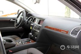 奥迪-奥迪Q7(进口)-3.0 TFSI 技术型(200kW)