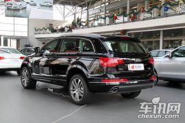 奥迪-奥迪Q7(进口)-3.0 TFSI 技术型(200kW)