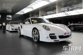 保时捷-保时捷911-Carrera 4 GTS Coupe
