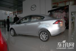 长安马自达-马自达2劲翔-炫动 1.3AT标准版