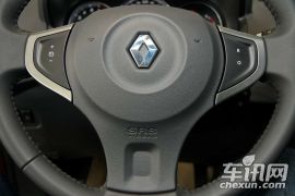 雷诺-科雷傲(进口)-2.5 四驱豪华导航版