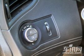 通用别克-君越-3.0L旗舰版