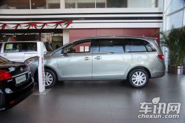 通用别克-别克GL8-3.0L XT豪华商务旗舰版