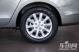 通用别克-别克GL8-3.0L XT豪华商务旗舰版