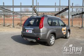 东风日产-奇骏-2.5L XV 至尊版 CVT 4WD