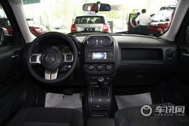 吉普-自由客-2.4 运动版