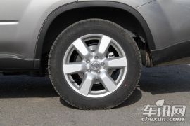 东风日产-奇骏-2.5L XV 至尊版 CVT 4WD