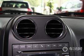 吉普-自由客-2.4 运动版