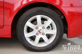 莲花汽车-莲花L3-1.6 三厢 MT豪华型