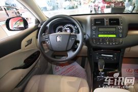 一汽丰田-皇冠-V6 2.5 Royal 真皮天窗导航版