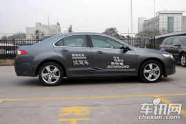 东风本田-思铂睿-2.4L 尊贵导航版