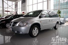 东南汽车-凯领-3.0 豪华版