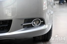 通用别克-君越-2.4L SIDI舒适天窗版