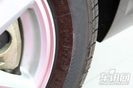 比亚迪-比亚迪F6-黄金版 1.8L MT豪华型