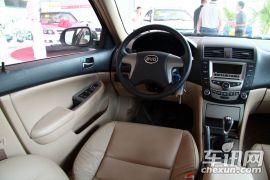 比亚迪-比亚迪F6-黄金版 1.8L MT豪华型