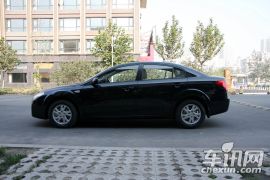 一汽奔腾-B50-1.6L AT豪华型