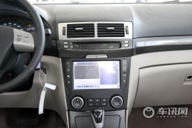 一汽奔腾-B70-2.0AT 智领型