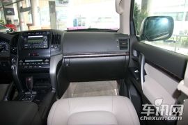 一汽丰田-兰德酷路泽-4.0L VX AT