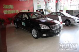 一汽丰田-皇冠-V6 2.5 Royal 真皮天窗导航版