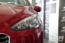 东风标致-308-2.0L 自动尊尚型