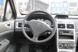 东风标致-307-1.6 自动舒适版
