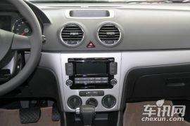 上海大众-朗逸-1.6L 自动品雅版