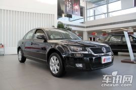 上海大众-PASSAT新领驭-2.0L MFI 手动尊享型