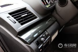 斯巴鲁-力狮(进口)-2.5GT豪华导航版