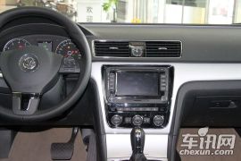 上海大众-帕萨特- 2.0TSI DSG至尊版