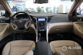 北京现代-索纳塔-2.4自动尊贵版