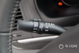 现代-新胜达（进口）-2.4 豪华版