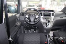 长城汽车-长城V80-2.4 自动豪华型