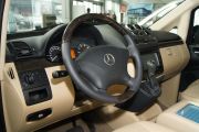 福建奔驰-威霆-2.5L 商务版8座