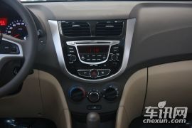 北京现代-瑞纳-1.4 GLS AT豪华型