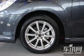 斯巴鲁-力狮(进口)-2.5i豪华版