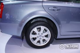 一汽奔腾-B70-2.0MT 时尚型