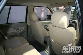 陆风汽车-陆风X6-2.8四驱豪华版