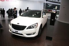 起亚-凯尊(进口)