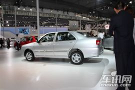 奇瑞汽车-旗云2