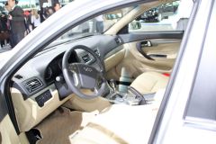 奇瑞汽车-旗云5